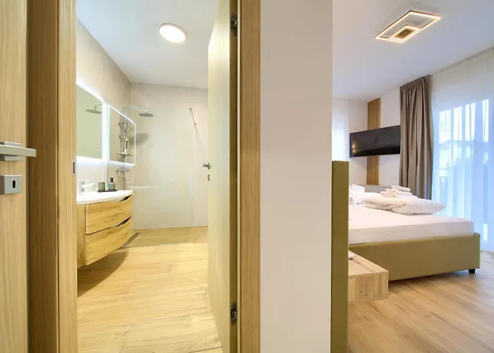 Vila Villa Bellissima Malinska - Privater Pool, 4 Schlafzimmer, Ruhige Lage *