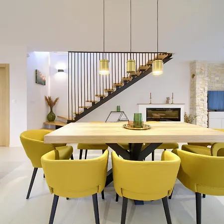 - Bellissima With Private Heated Pool And Table Tennis - Smart Tv 빌라 *